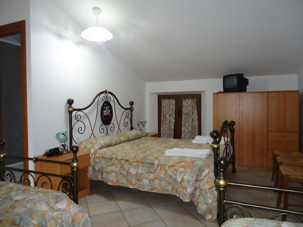 Agriturismo Grisciano Accumoli Kamer foto